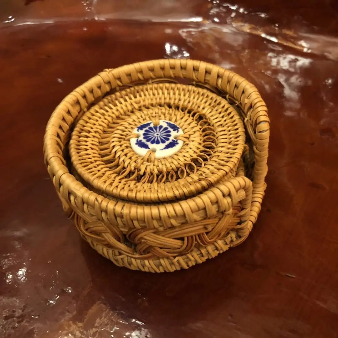 Rattan Coaster Table